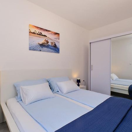 Apartmani Raic Mali Lošinj Kültér fotó